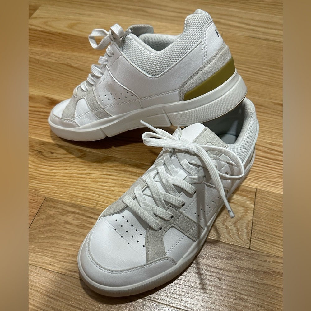 On Cloud The Roger Clubhouse size 8